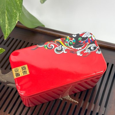 Подарунковий набір Шу Пуеру з пелюстками троянди металева коробка 200г, Китай id_8987 фото